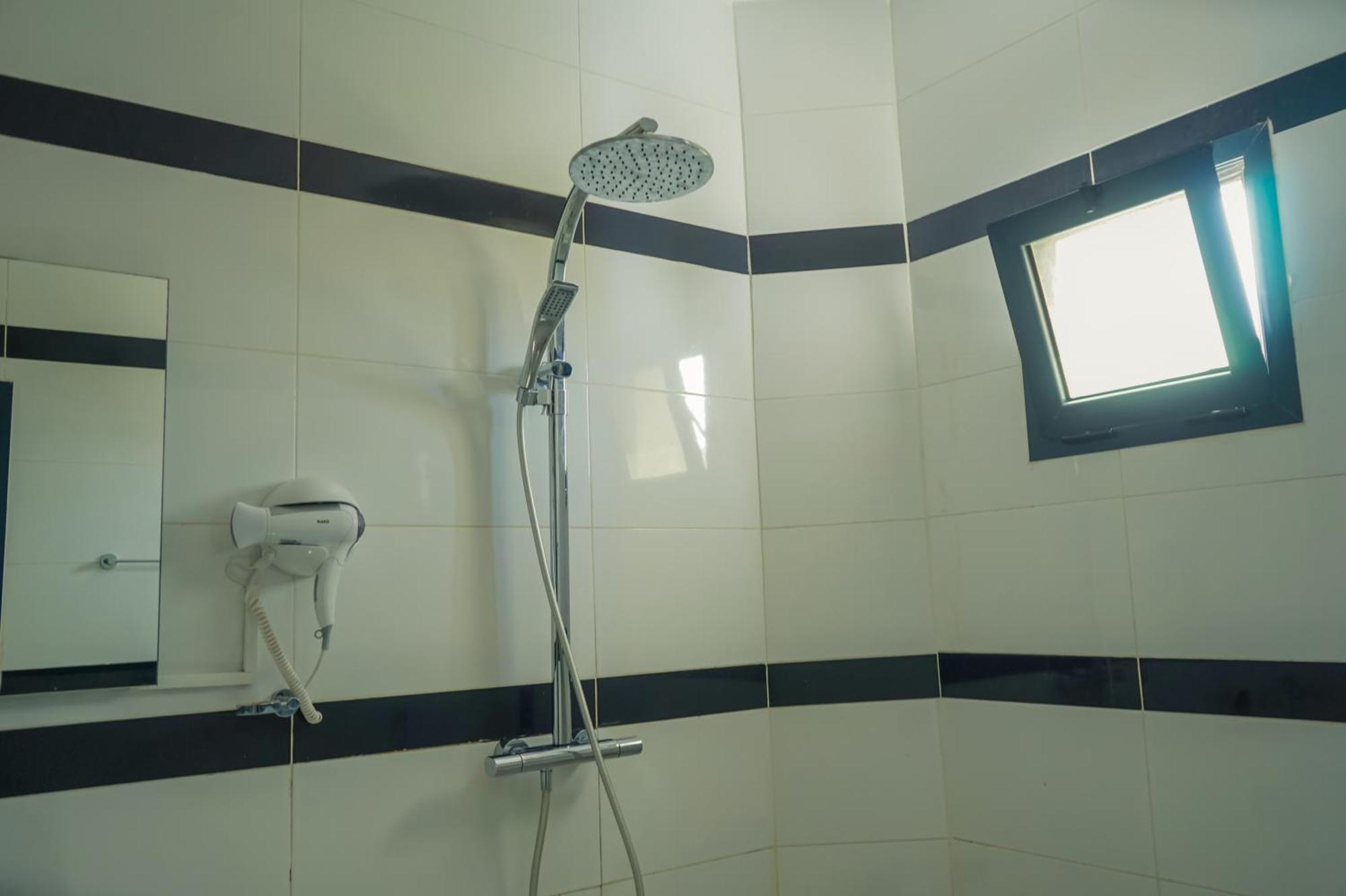 Urban Hotel Нуакшот Екстериор снимка