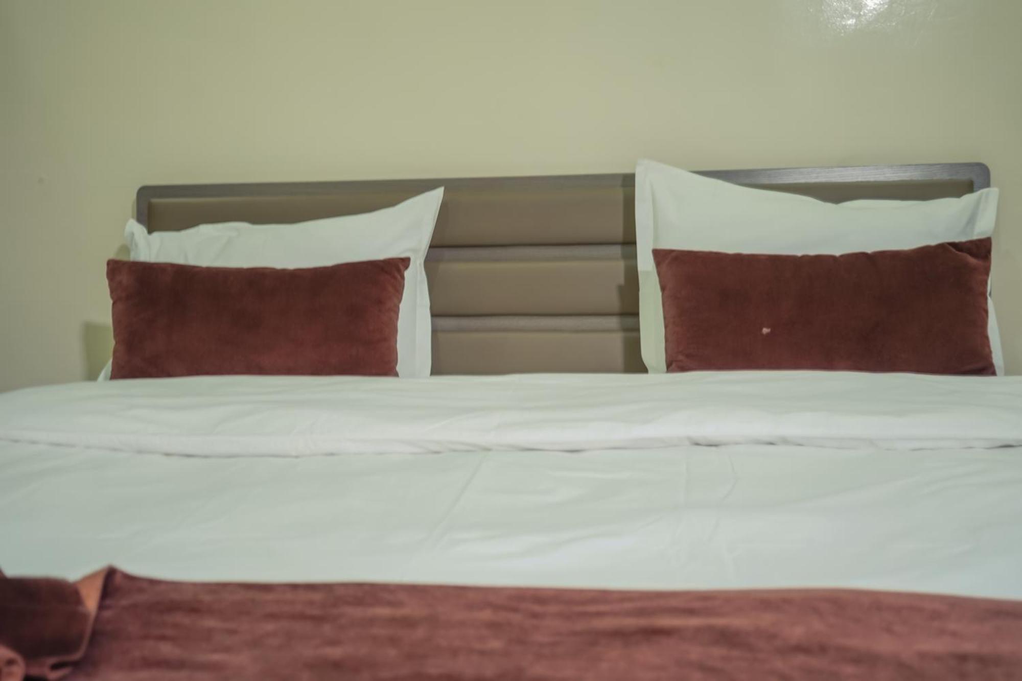 Urban Hotel Нуакшот Екстериор снимка
