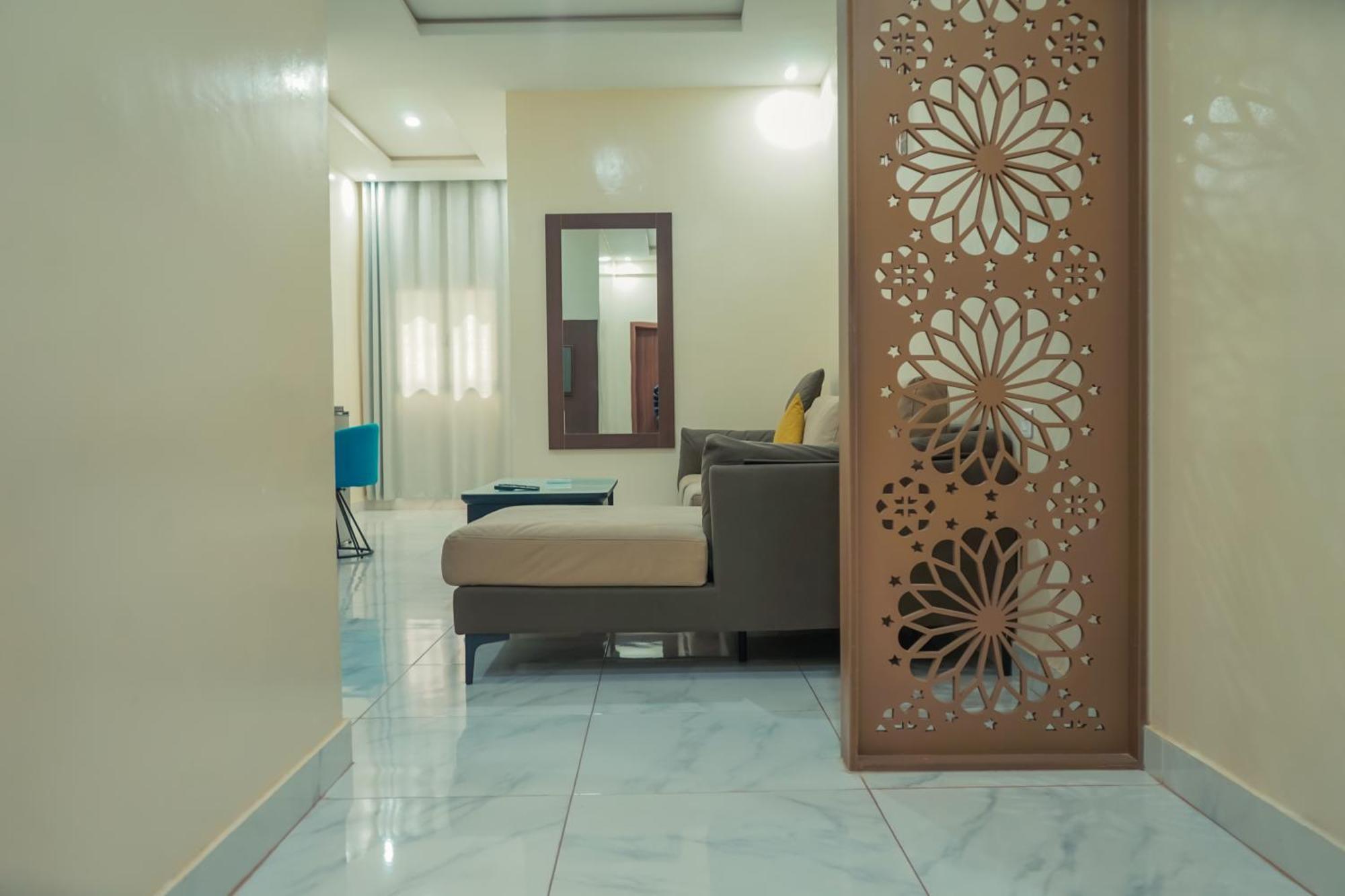 Urban Hotel Нуакшот Екстериор снимка