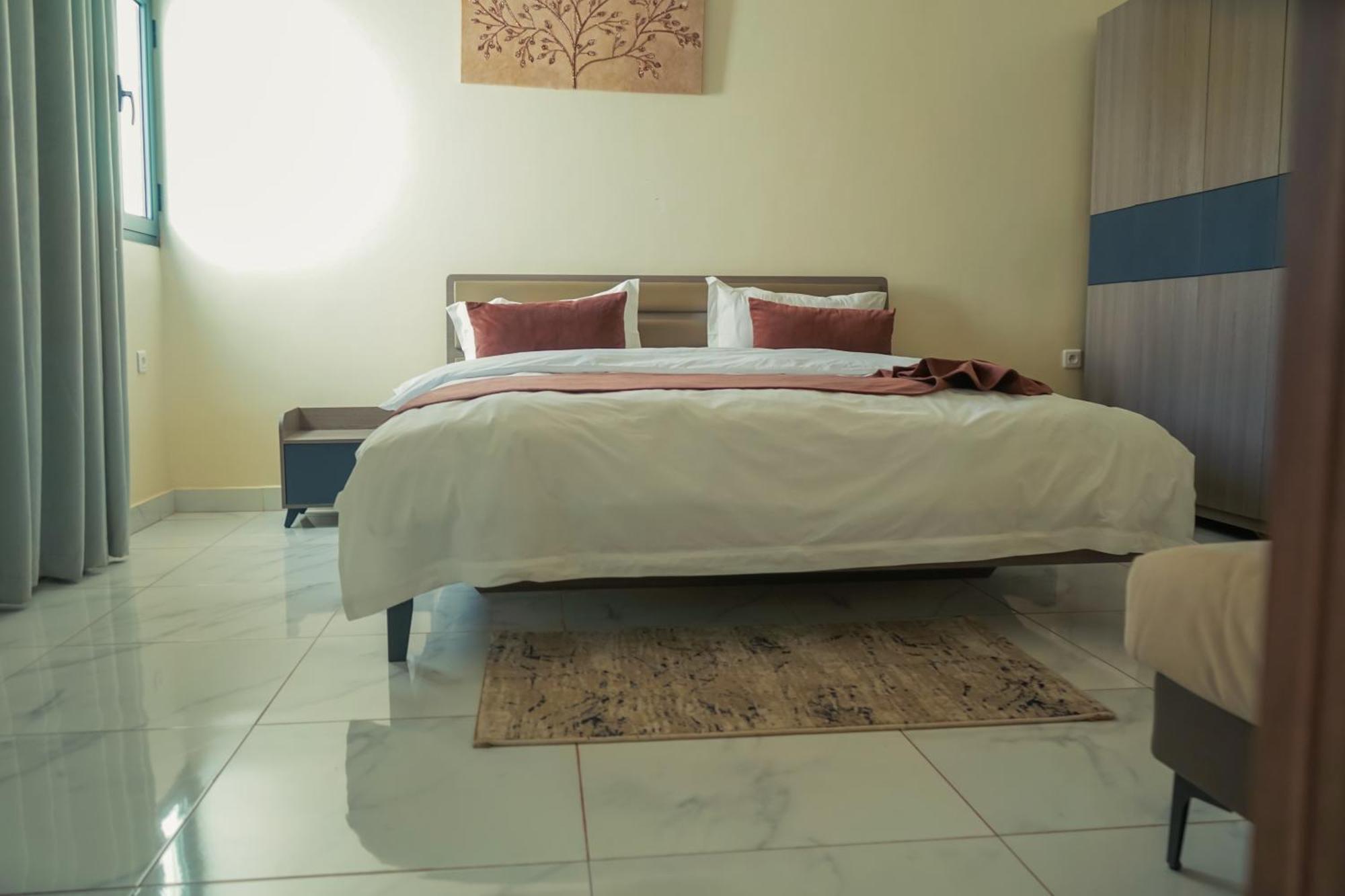 Urban Hotel Нуакшот Екстериор снимка